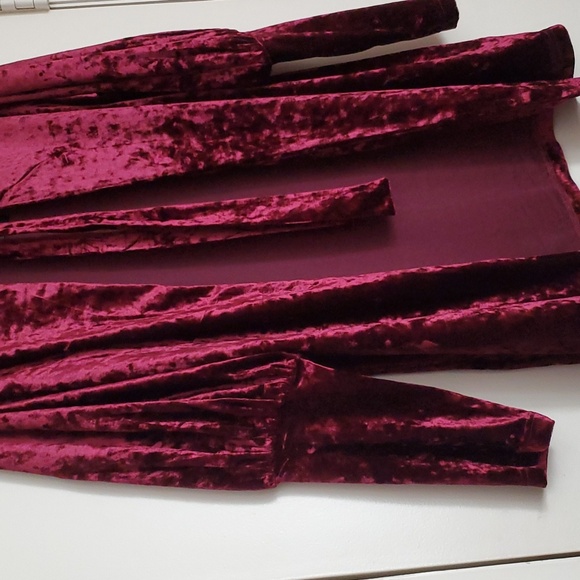 *NWT* Lively Ghost's Red Vampyre Vodoo Cardigan (Red) - Picture 7 of 16